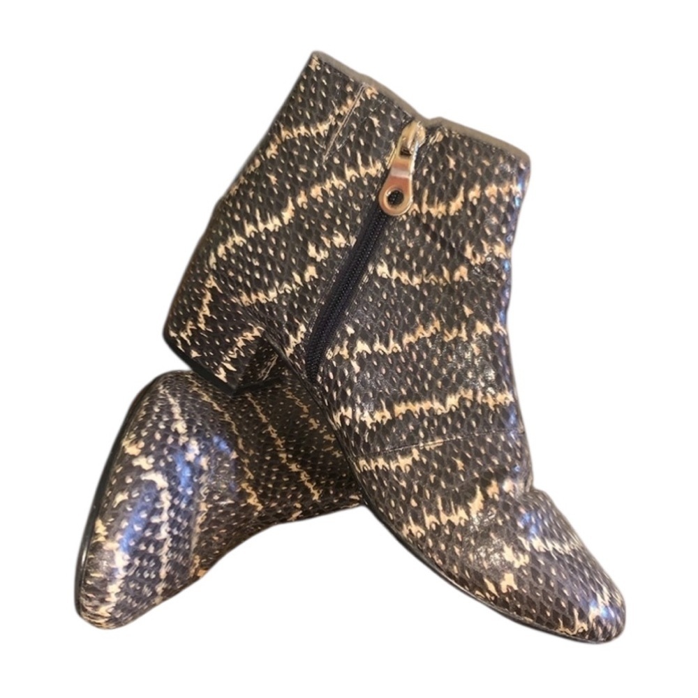 Topshop Ankle Boots Women 8, Grey / Cream  Snake, Covered Block Heel, Zipper euc